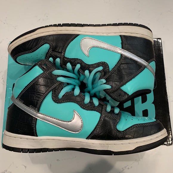 Nike Dunk High SB ‘Tiffany’ - Picture 1 of 6